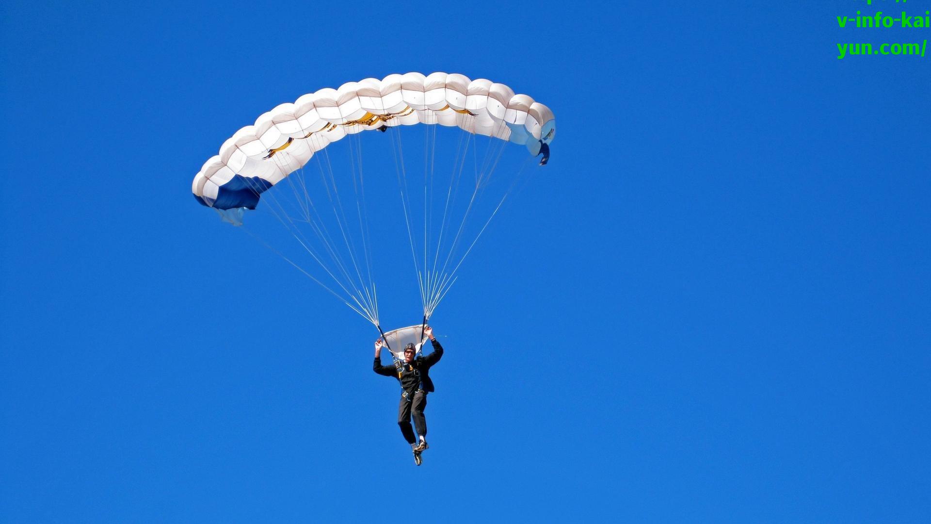 【开云官网】NBA球星社媒影响力大比拼，詹姆斯1.597亿粉丝断层领跑，库里威少紧随其后