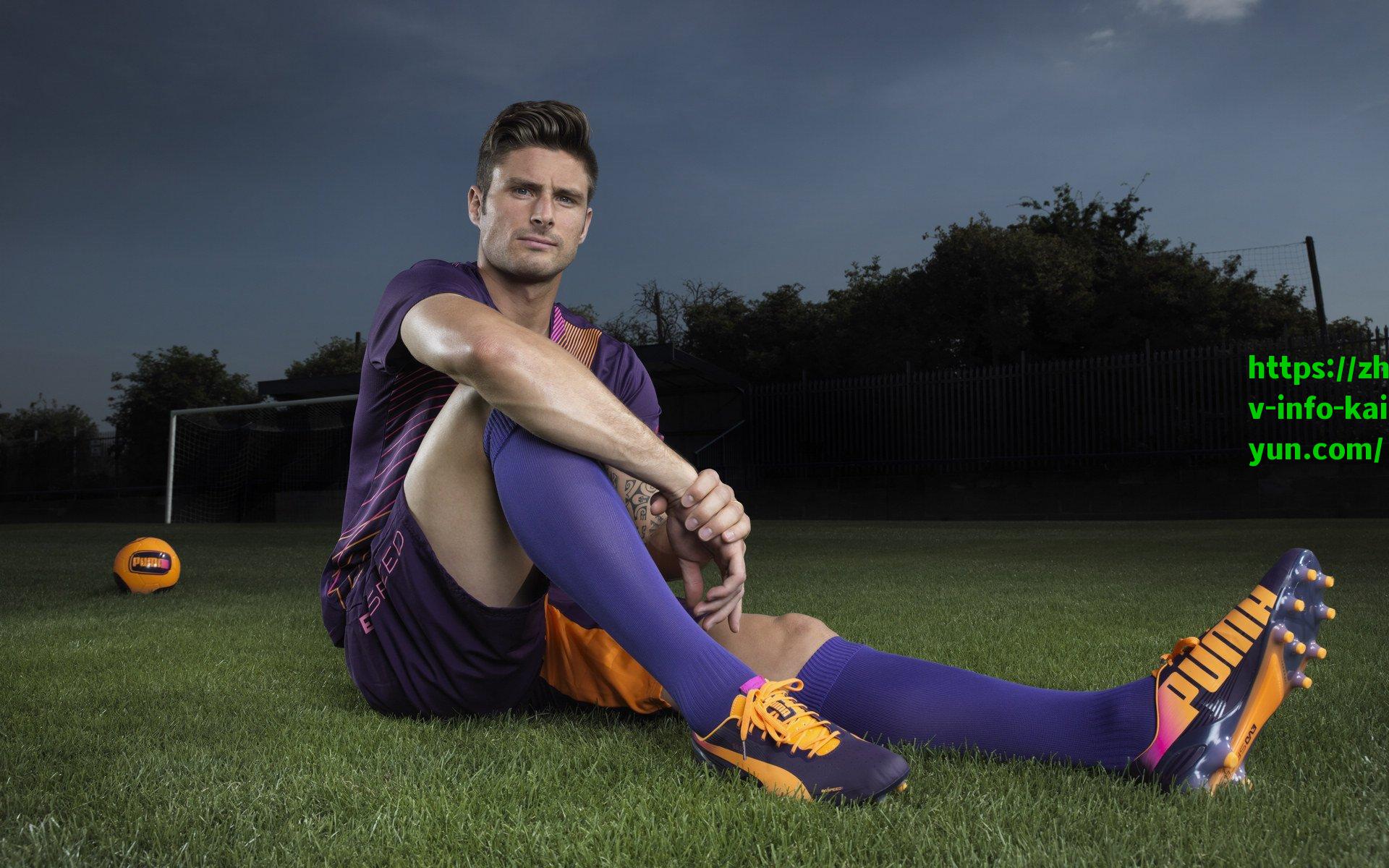 国王执教时期布朗曾瞄准阿奴诺比补强侧翼，Slater透露幕后战略细节